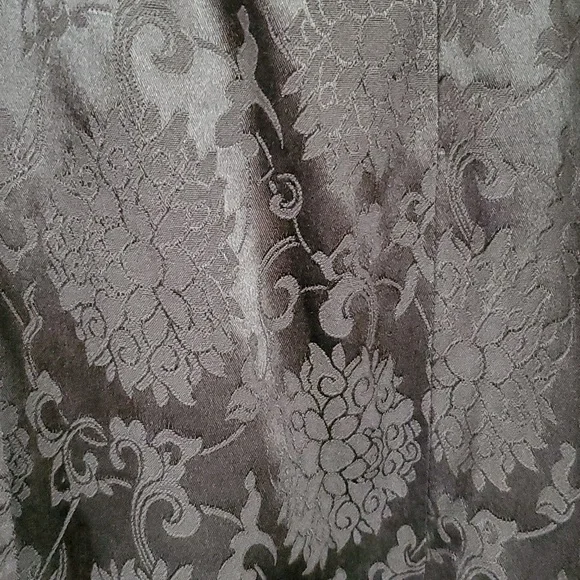 Like New Heart & Rose Brocade Coat - Picture 8 of 16